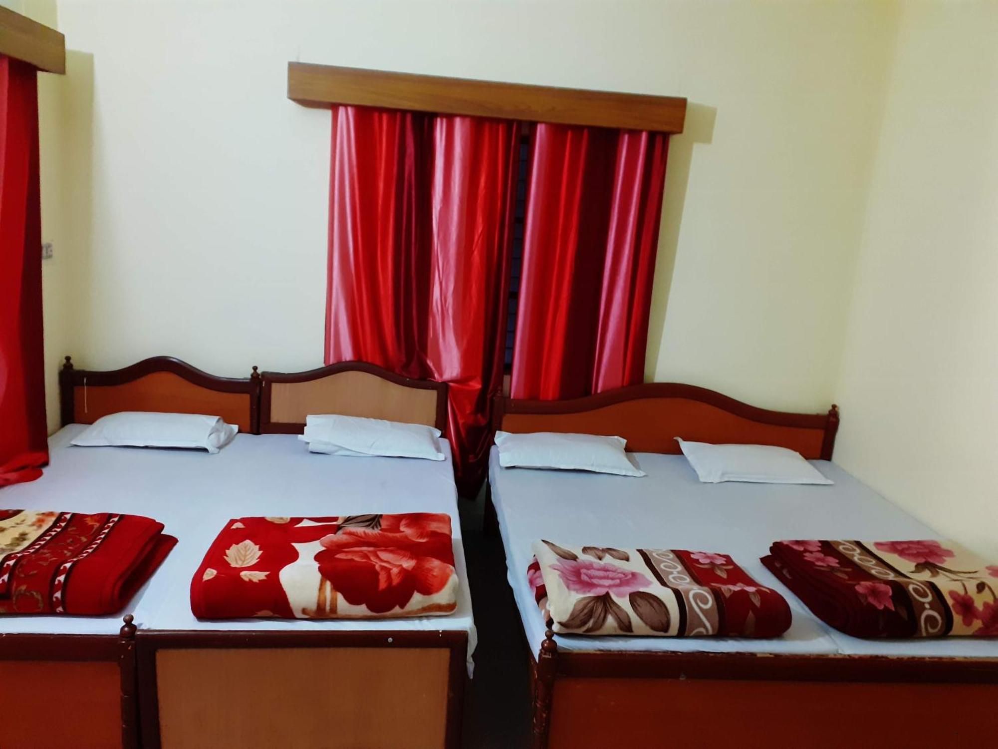 Sitapur  Hotel Jagat Raj, Sitapur מראה חיצוני תמונה